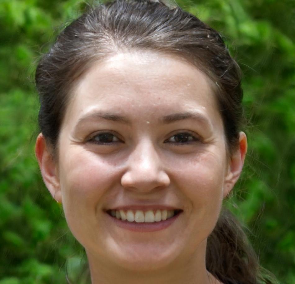 Portrait of financial counsellor Isla Pemberton